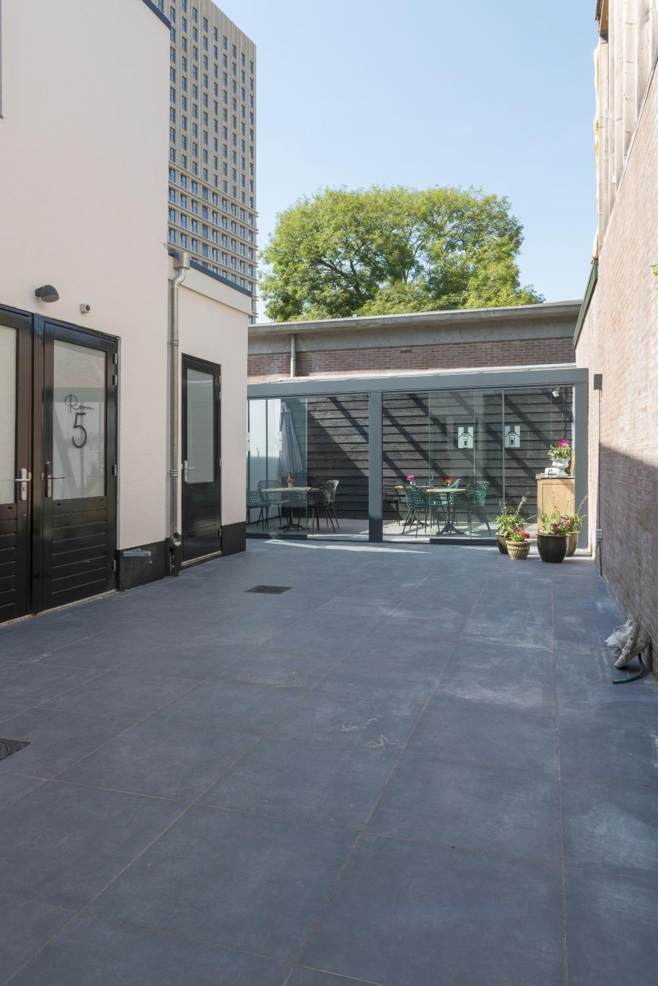 Petite Room With Wifi, Ac, And Shared Kitchen Tilburg Zewnętrze zdjęcie